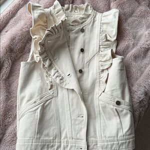 Sezane Faye Ruffle-Trim Ecru vest